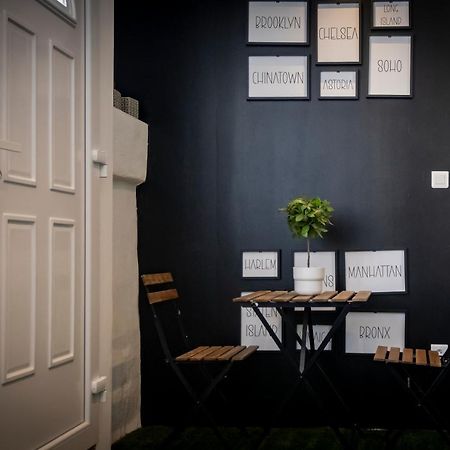 Superbe Appartement Avec Patio Nimes Luaran gambar